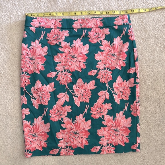 J. Crew Floral Print Pencil Skirt - Picture 6 of 11